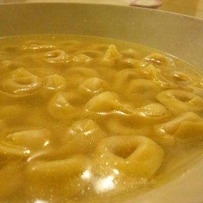 Tortellini in brodo